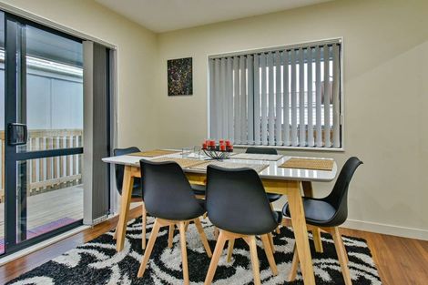 Photo of property in 11a Clayton Road, Manurewa, Auckland, 2102