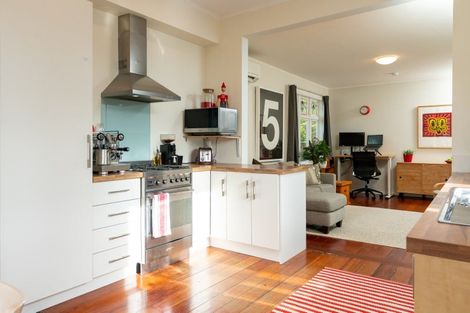 Photo of property in 301 Adelaide Road, Newtown, Wellington, 6021