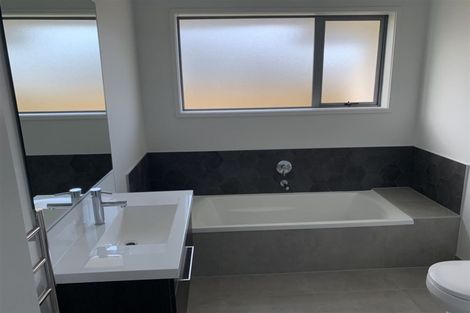 Photo of property in 29 Nellie Drive, Kumeu, 0810