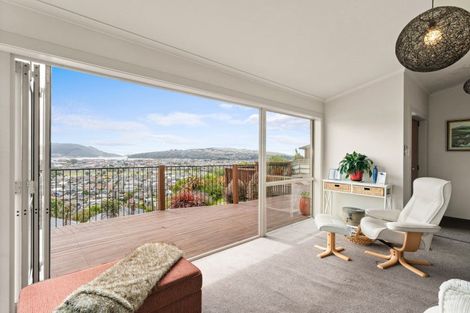 Photo of property in 54 Easther Crescent, Kew, Dunedin, 9012