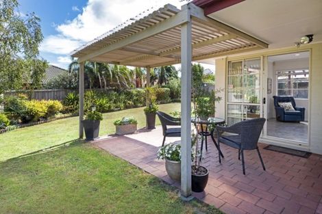 Photo of property in 17 Highgate Place, Somerville, Auckland, 2014