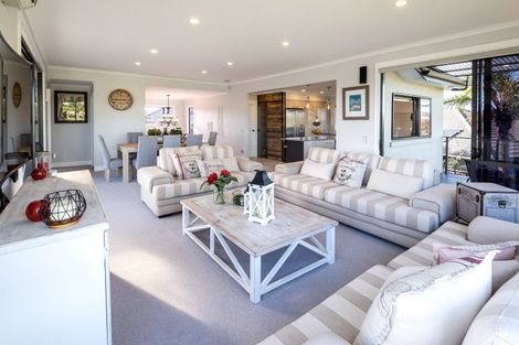 Photo of property in 103 Pine Harbour Parade, Beachlands, Auckland, 2018