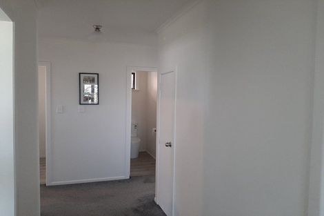 Photo of property in 1 Alan Avenue, Henderson, Auckland, 0610