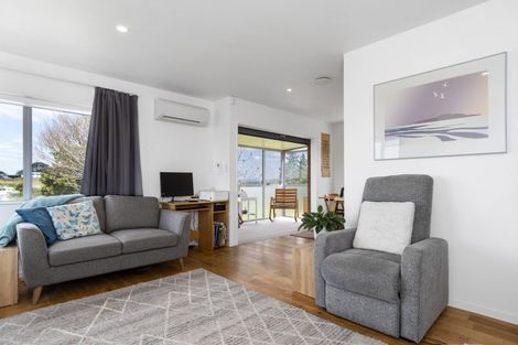 Photo of property in 213 Bellevue Road, Bellevue, Tauranga, 3110