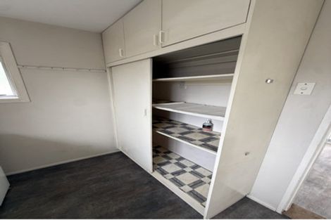 Photo of property in 8 Nyoli Street, Northcote, Christchurch, 8052