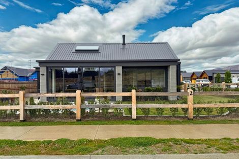 Photo of property in 2 Moonstone Street, Albert Town, Wanaka, 9305