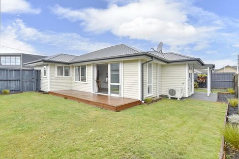 Photo of property in 276 Travis Road, New Brighton, Christchurch, 8083