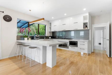 Photo of property in 71 Hebron Road, Waiake, Auckland, 0630