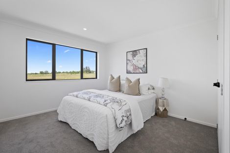 Photo of property in 75 Mutetai Road, Clarks Beach, 2122