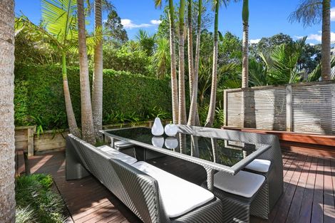 Photo of property in 1/8 The Esplanade, Campbells Bay, Auckland, 0630