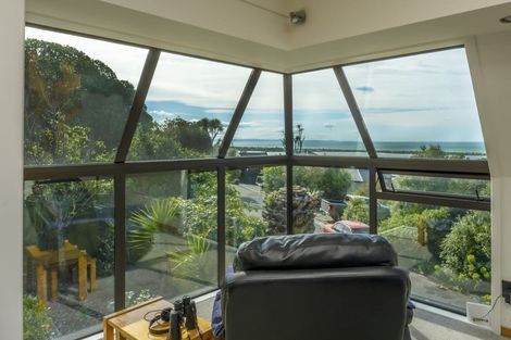 Photo of property in 2/12 Patmos Place, Mount Pleasant, Christchurch, 8081