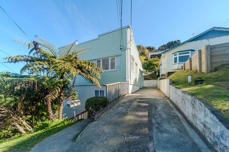 Photo of property in 30 Espin Crescent, Karori, Wellington, 6012