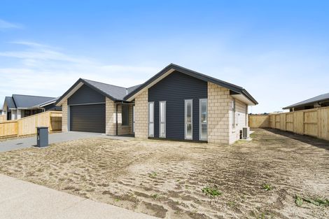 Photo of property in 26 Kahuparere Crescent, Pyes Pa, Tauranga, 3112