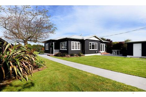 Photo of property in 17 Thackeray Street, Saint Andrews, 7988