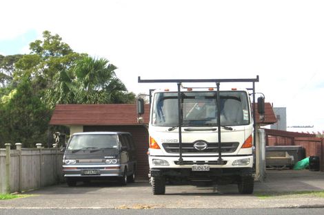 Photo of property in 130a Bruce Mclaren Road, Henderson, Auckland, 0612