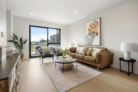 Photo of property in 32 Paretao Street, Massey, 0614