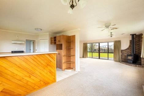 Photo of property in 2 Rangiora Place, Inglewood, 4330