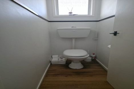 Photo of property in 26 Newham Place, Henderson, Auckland, 0612