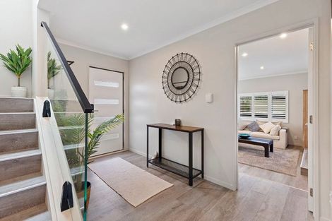 Photo of property in 6 Sample Road, Albany, Auckland, 0632