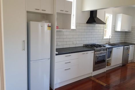 Photo of property in 58 Rotherham Terrace, Miramar, Wellington, 6022