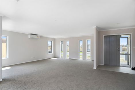 Photo of property in 26 Kahuparere Crescent, Pyes Pa, Tauranga, 3112