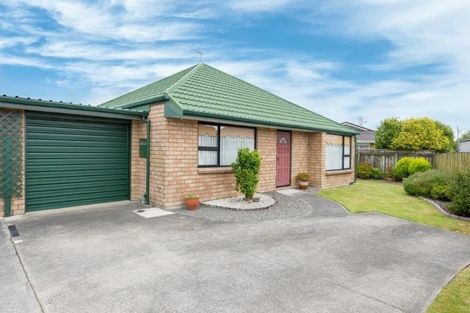 Photo of property in 54a Arawhata Road, Paraparaumu, 5032