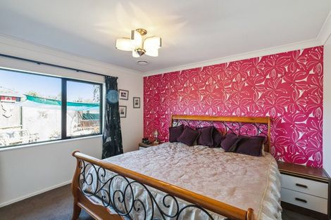 Photo of property in 59 Milne Drive, Paraparaumu, 5032