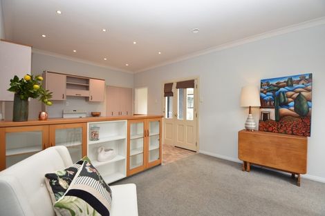 Photo of property in 2 Mckenzie Terrace, Carterton, 5713