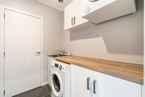 Photo of property in 7 Don Griffin Grove, Trentham, Upper Hutt, 5018