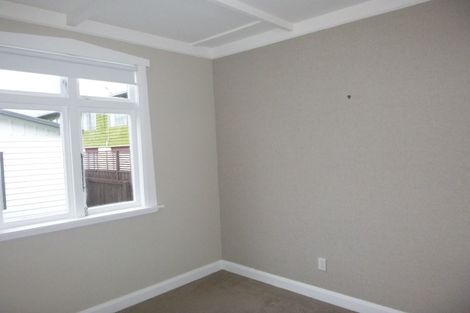 Photo of property in 160 Kings Crescent, Hutt Central, Lower Hutt, 5010