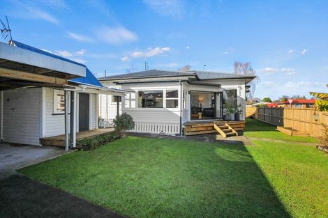 Photo of property in 77 Te Aroha Street, Hamilton East, Hamilton, 3216
