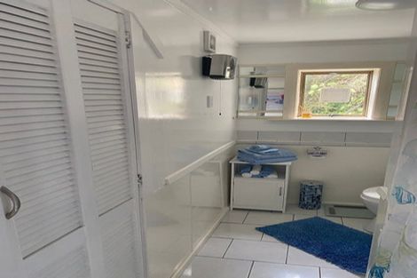 Photo of property in 277 Karaka Bay Road, Karaka Bays, Wellington, 6022