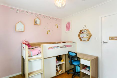 Photo of property in 9 Lawrie Avenue, Pukekohe, 2120