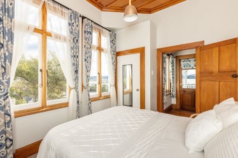 Photo of property in 123 Chaucer Road, Hospital Hill, Napier, 4110