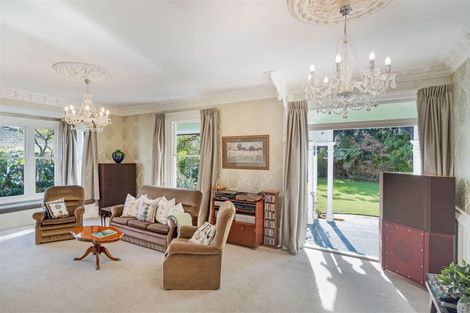 Photo of property in Chilcombe Homestead, 4 Medbury Terrace, Fendalton, Christchurch, 8041