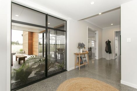 Photo of property in 15 Lake View Terrace, Huntingdon, Ashburton, 7774