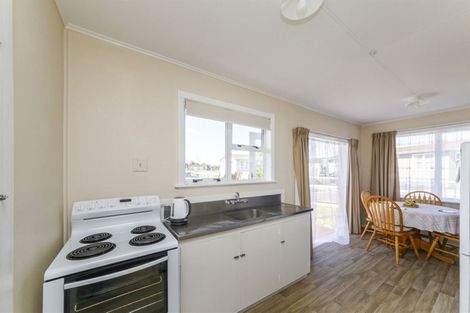 Photo of property in 43 Owen Street, Bunnythorpe, Palmerston North, 4481