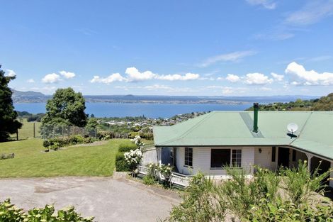Photo of property in 65 Te Moenga Park, Acacia Bay, Taupo, 3330