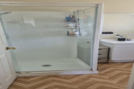 Photo of property in 20a Waitoa Street, Waiuku, 2123