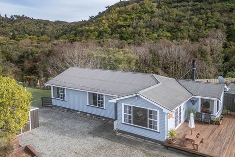 Photo of property in 290 Marsden Road, Greymouth, 7805
