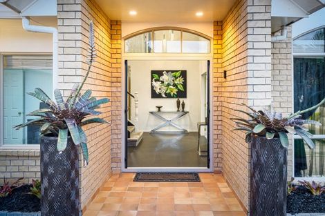 Photo of property in 15 Burnaston Court, Dannemora, Auckland, 2016