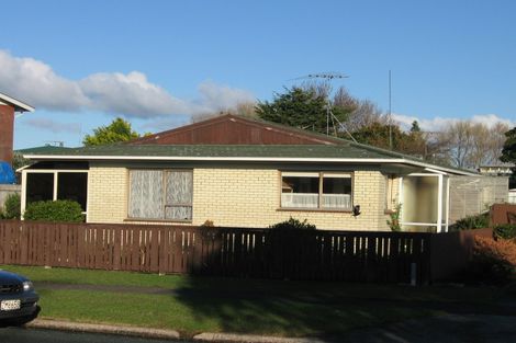Photo of property in 2/92 Florence Avenue, Orewa, 0931