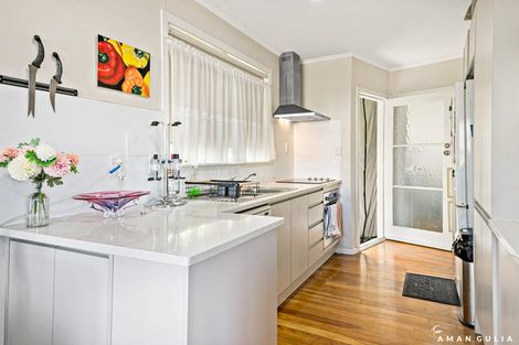 Photo of property in 19 Laura Street, Kelston, Auckland, 0602