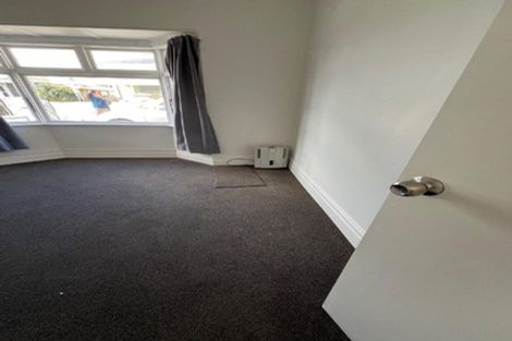 Photo of property in 19 Yale Road, Mount Cook, Wellington, 6021