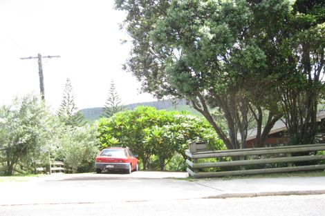 Photo of property in 319 Motutara Road, Muriwai, Waimauku, 0881