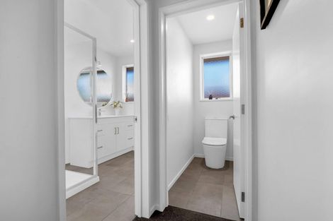 Photo of property in 30b Takaro Avenue, Sockburn, Christchurch, 8042