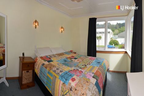 Photo of property in 465 Kaikorai Valley Road, Bradford, Dunedin, 9011