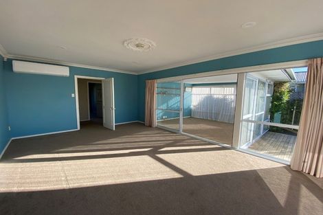 Photo of property in 5 Carruthers Street, Ilam, Christchurch, 8041