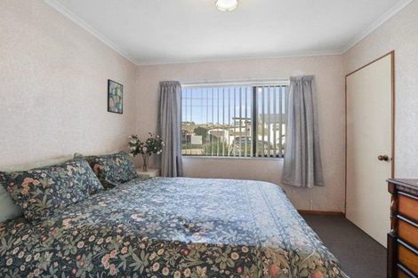 Photo of property in 1/30 Whiteley Street, Moturoa, New Plymouth, 4310