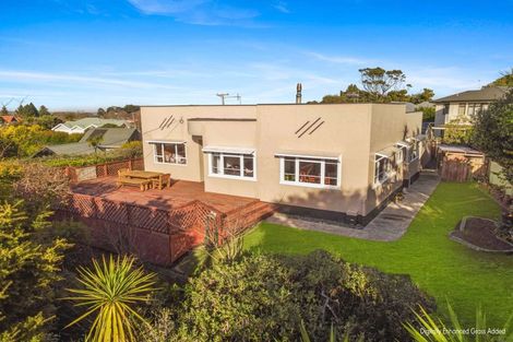 Photo of property in 33 Great North Road, Saint Johns Hill, Whanganui, 4501